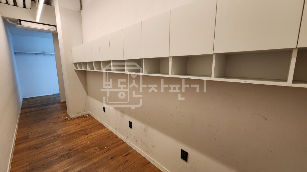 서울 강남구 청담동 무권리 청담동 명품거리 내 지하 2층 임대 월세 매물번호 10146 사진 2