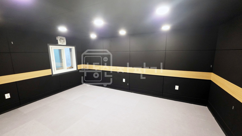 서울 강남구 역삼동 무권리, 역삼역 6분, 역세권, 지하1층 임대 월세 매물번호 10160 사진 2