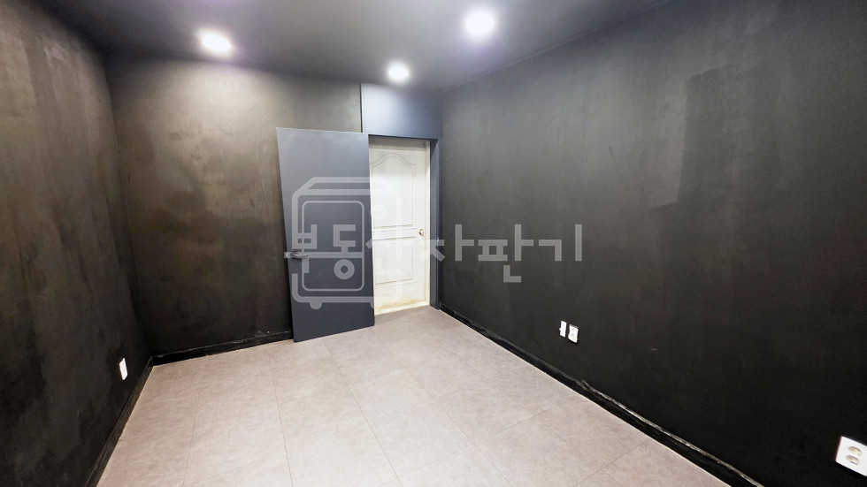 서울 강남구 역삼동 무권리, 역삼역 6분, 역세권, 지하1층 임대 월세 매물번호 10160 사진 4