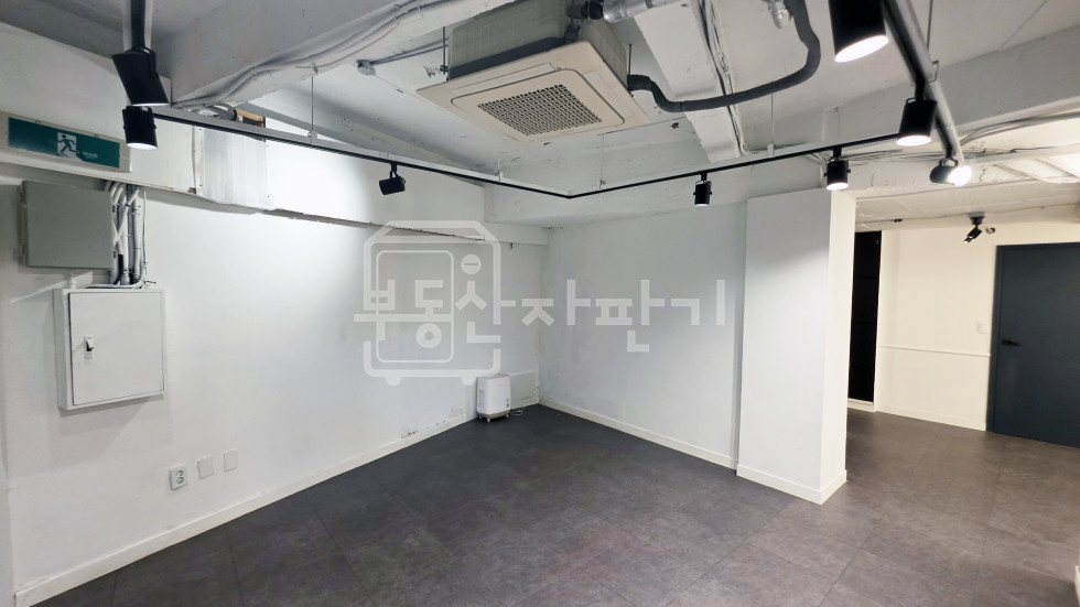 서울 강남구 역삼동 무권리, 역삼역 6분, 역세권, 지하1층 임대 월세 매물번호 10160 사진 7