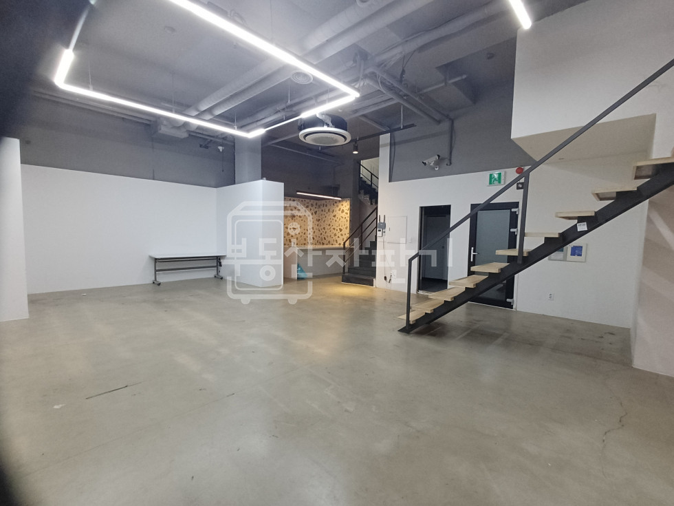 서울 강남구 삼성동 무권리, 청담역 6분, 역세권, 지하1층 임대, 높은층고(5M) 월세 매물번호 10154 사진 4