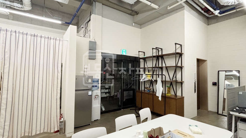 서울 강남구 논현동 무권리, 학동역 7분, 역세권, 지하 2층 임대 월세 매물번호 10196 사진 7