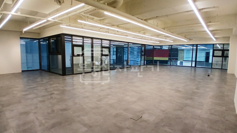 서울 강남구 대치동 무권리, 포스코사거리 인근, 2층 임대 월세 매물번호 10268 사진 2
