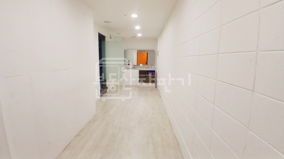 서울 강남구 대치동 무권리, 포스코사거리 인근, 지하 1층 임대 월세 매물번호 10267 사진 5
